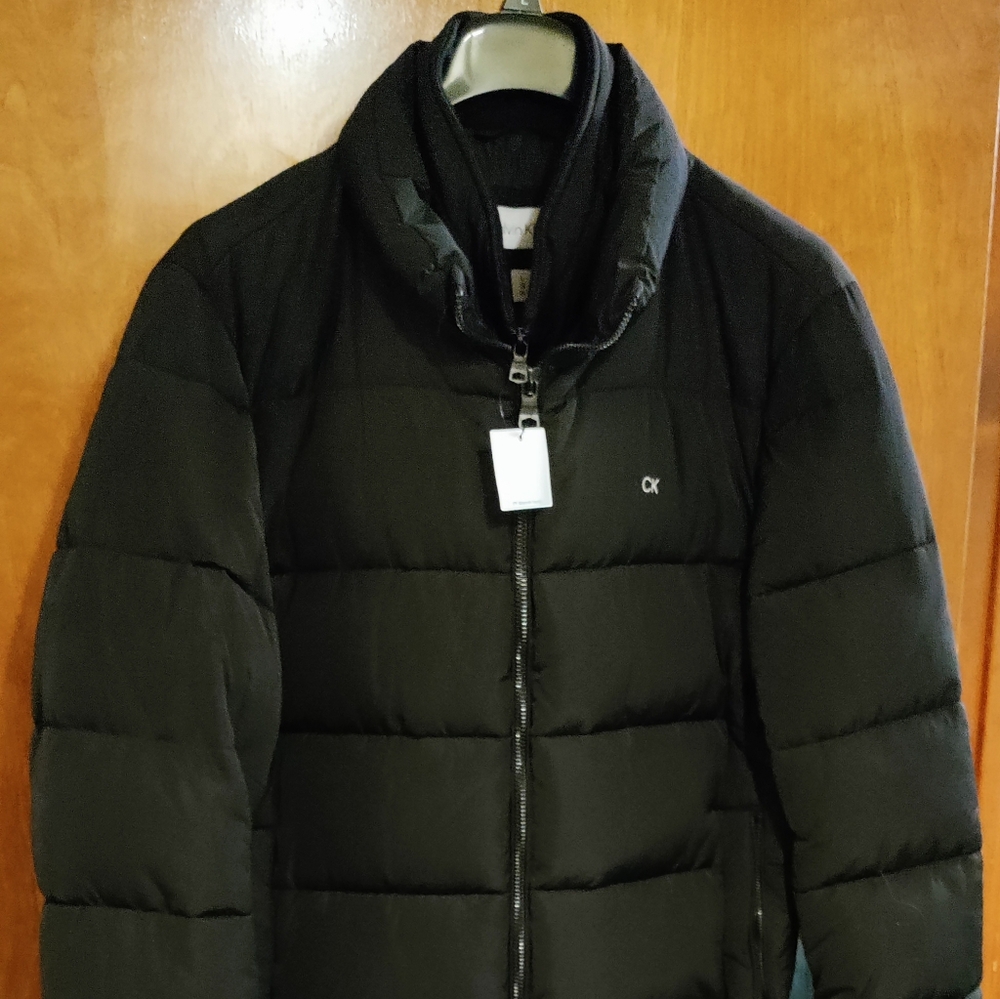 Calvin Klein Puffer Jacket Large